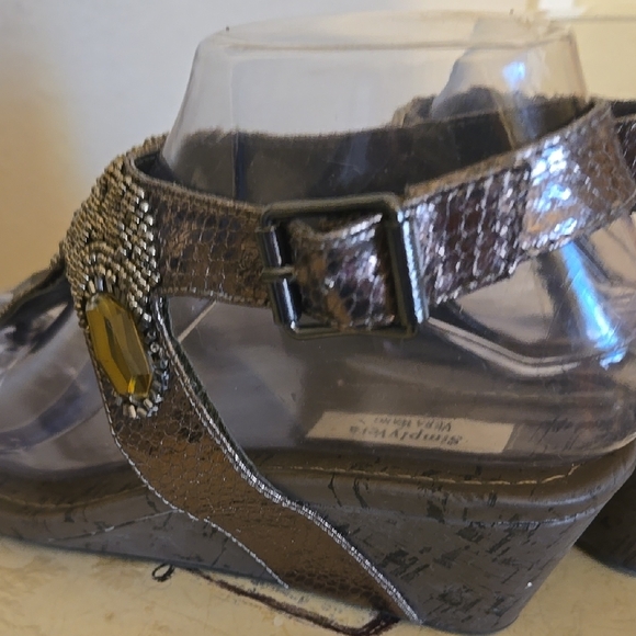 Embellished Women's Sandals with Gold Accents - Picture 7 of 10